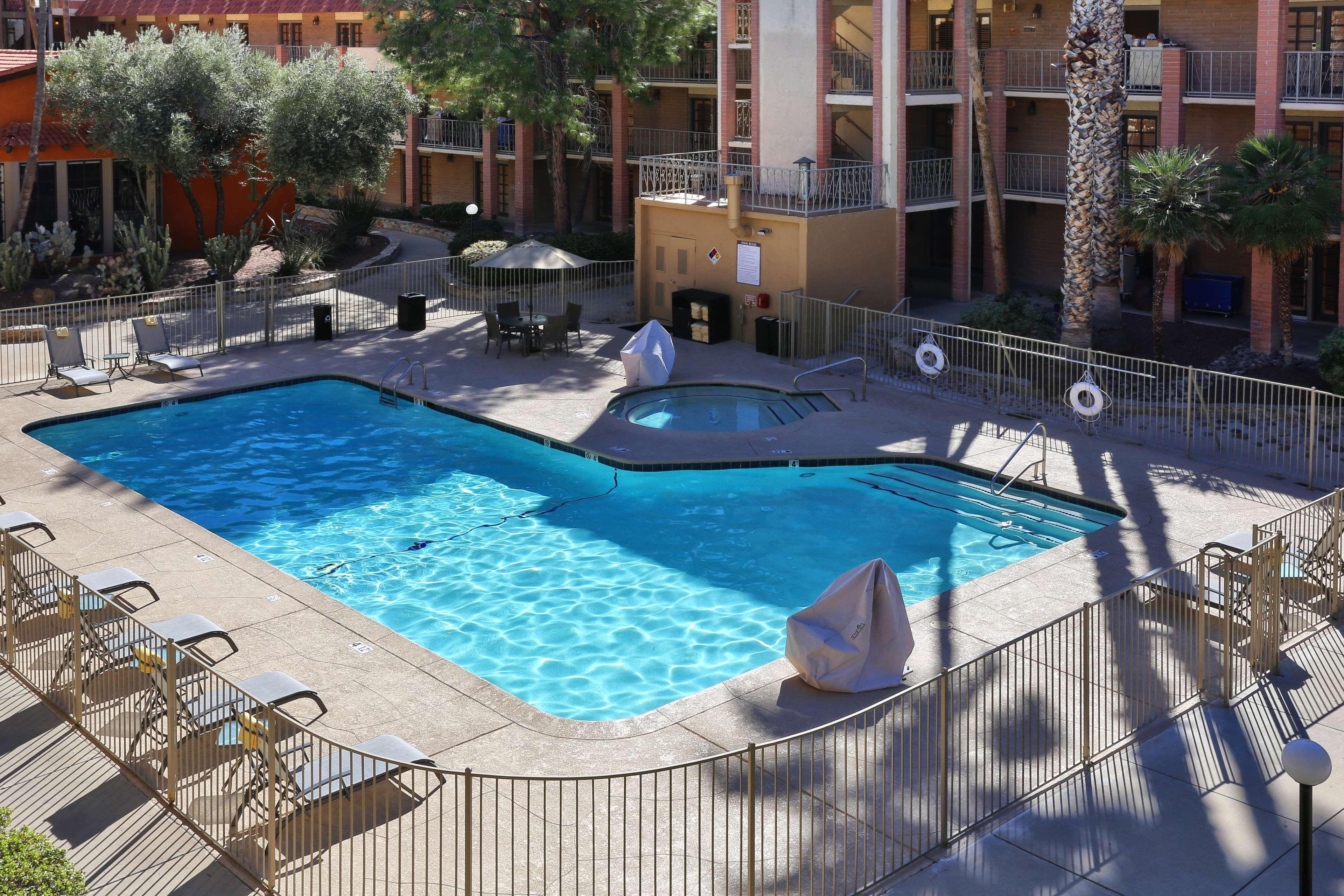 Doubletree Suites By Hilton Tucson Airport Eksteriør bilde